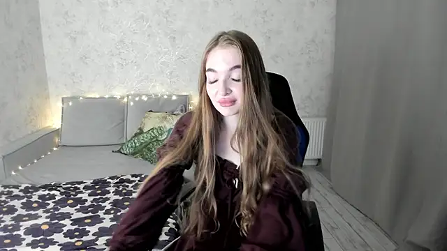 LissaCain online show from November 2025 06:01:01 PM