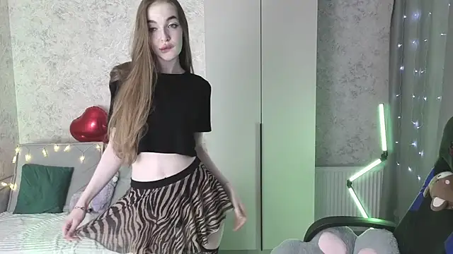 LissaCain online show from April 2026 08:23:02 PM