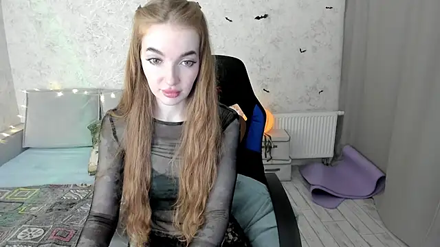 LissaCain online show from October 2025 03:05:02 AM