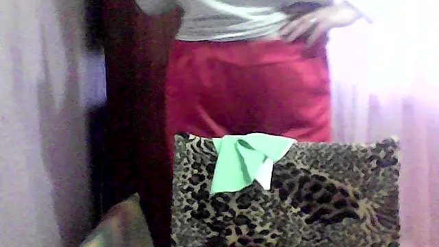 Snapshot of AnaXBerry chatting on November 2025 07:31:02 AM AnaXBerry online show from November 2025 07:31:02 AM