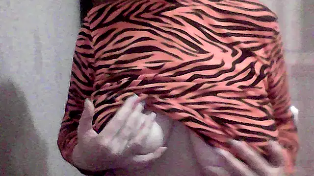 AnaXBerry online show from January 2026 06:04:01 PM