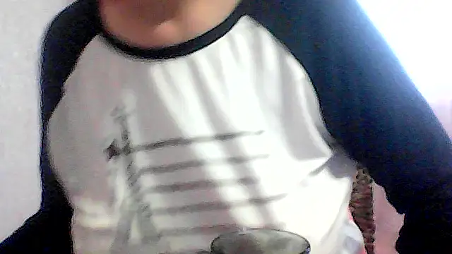 Snapshot of AnaXBerry chatting on October 2025 06:36:01 AM AnaXBerry online show from October 2025 06:36:01 AM