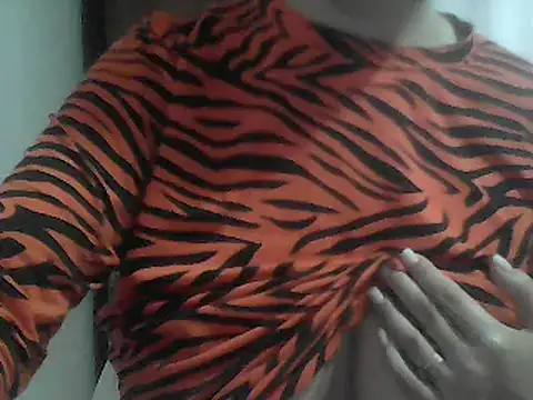 AnaXBerry online show from March 2026 06:10:02 AM