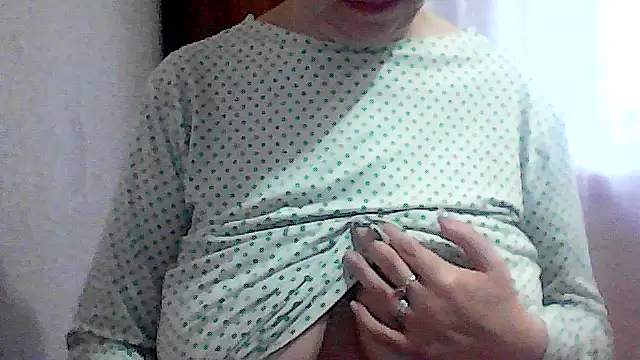 AnaXBerry online show from January 2026 06:42:01 AM