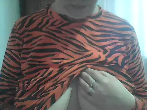 AnaXBerry online show from February 2026 06:19:02 AM