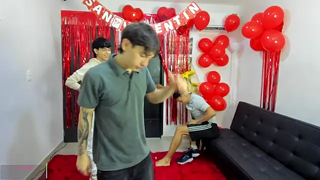 badguyss bisex online show from February 2026 11:30:02 AM