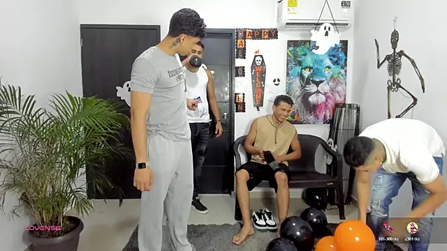 badguyss bisex online show from October 2025 11:09:01 AM
