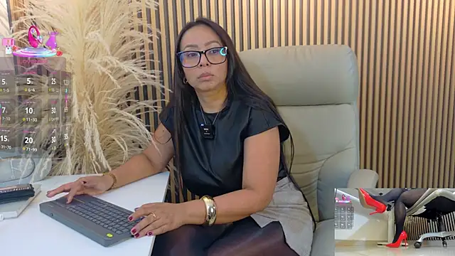 lulu 072 online show from April 2026 12:03:01 AM