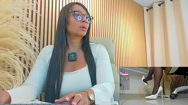 lulu 072 online show from February 2026 12:17:02 AM