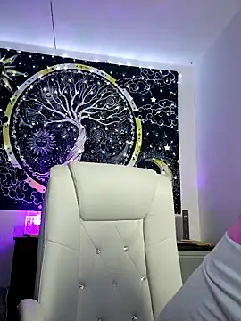 SexxyLiviaa online show from October 2025 05:46:02 PM