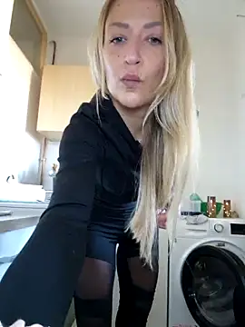 SexxyLiviaa online show from April 2026 05:47:01 AM