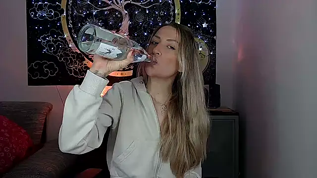 SexxyLiviaa online show from January 2026 11:20:01 PM