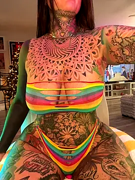 caseykey online show from November 2025 02:50:01 PM