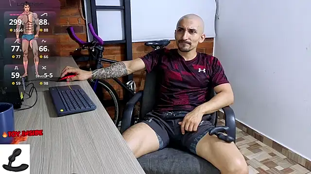 Marck Muscle online show from November 2025 12:11:02 AM