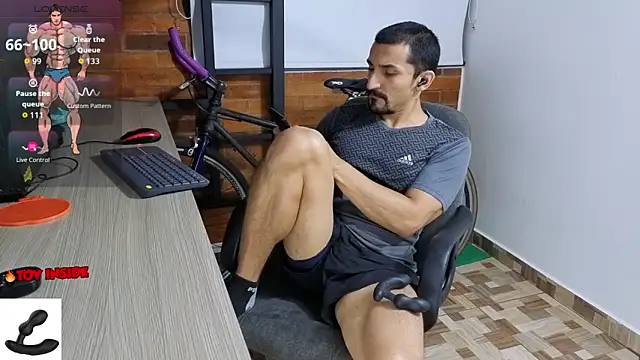 Marck Muscle online show from October 2025 02:01:01 AM