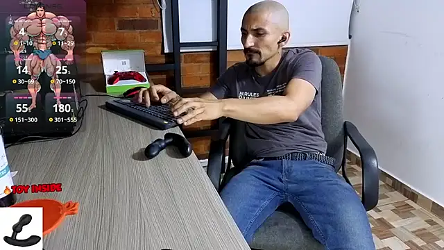 Marck Muscle online show from December 2025 02:16:01 AM