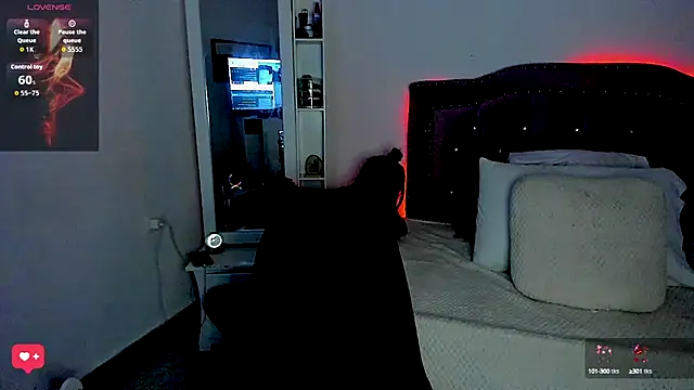 Buttyy Cherry online show from October 2025 08:10:01 PM