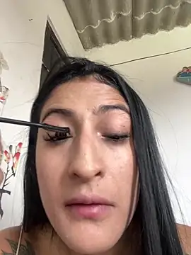 Snapshot of alondra_darling chatting on February 2025 07:28:01 PM alondra darling online show from February 2025 07:28:01 PM