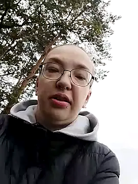 Snapshot of Isabella_Geney chatting on October 2025 12:49:01 PM Isabella Geney online show from October 2025 12:49:01 PM