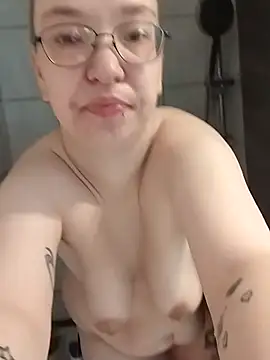 Isabella Geney online show from June 2026 11:15:01 AM