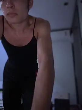 BodyandlegginLover online show from November 2025 06:17:01 AM
