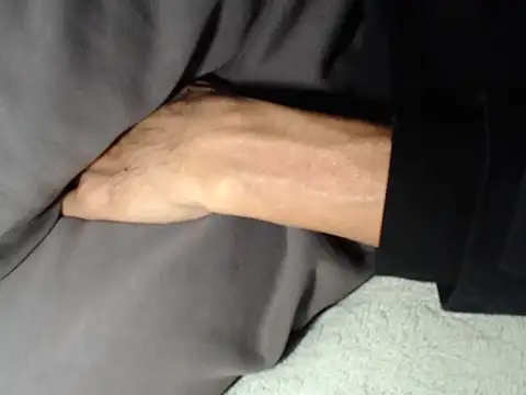 Snapshot of IMAGatMARK chatting on November 2025 09:41:01 PM IMAGatMARK online show from November 2025 09:41:01 PM