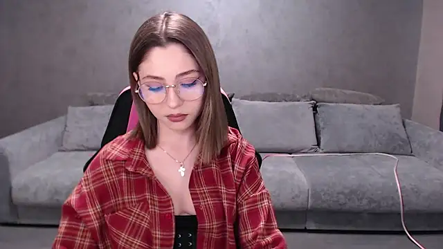 Tessa Walker online show from December 2025 10:14:02 AM