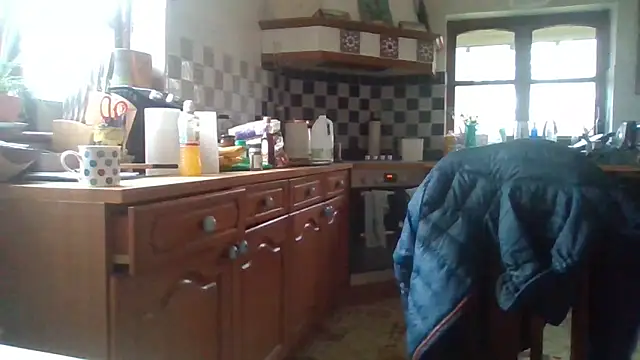 jakjak106 online show from April 2026 07:15:02 AM