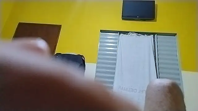 UncutToyBoy23cm online show from December 2025 01:48:02 PM