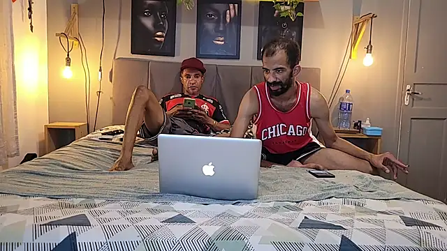 UncutToyBoy23cm online show from January 2026 03:30:01 PM