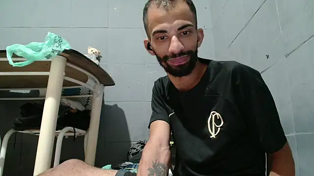 UncutToyBoy23cm online show from February 2026 06:52:01 PM