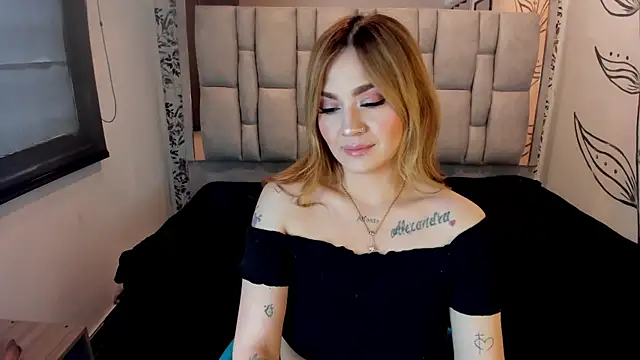 KataHot  online show from December 2025 07:49:02 PM