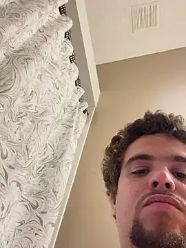 bigitaliandic online show from December 2024 10:24:01 PM