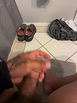 bigitaliandic online show from February 2025 07:30:02 PM