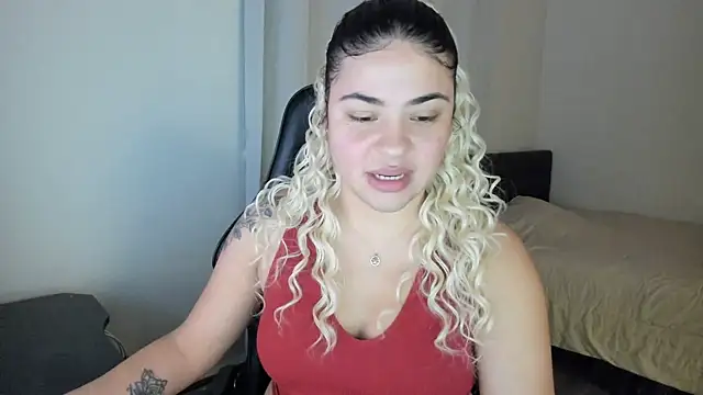 MelSaunders online show from January 2025 01:42:01 AM