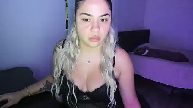 MelSaunders online show from January 2025 02:09:01 AM