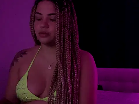 MelSaunders online show from October 2025 03:38:02 AM