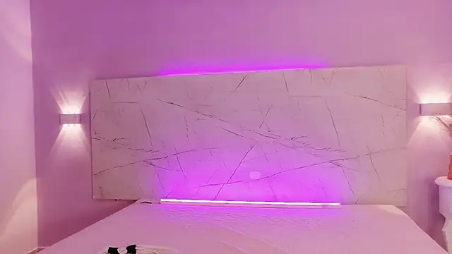 AbrilBrent online show from February 2026 07:55:02 PM