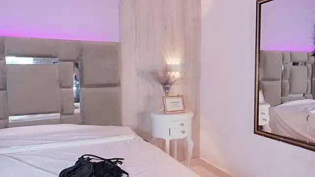 AbrilBrent online show from February 2026 07:56:01 PM