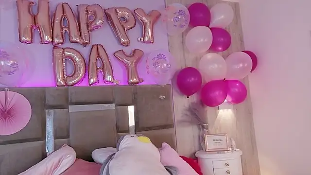 AbrilBrent online show from March 2026 08:29:01 PM