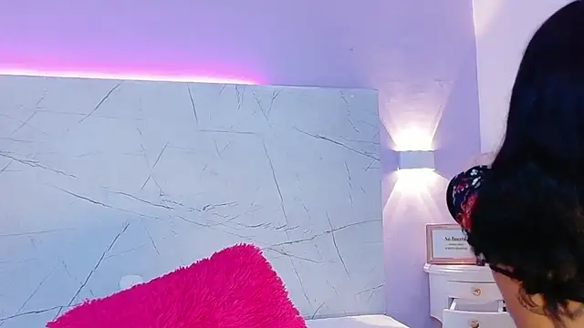 AbrilBrent online show from November 2025 07:40:01 PM