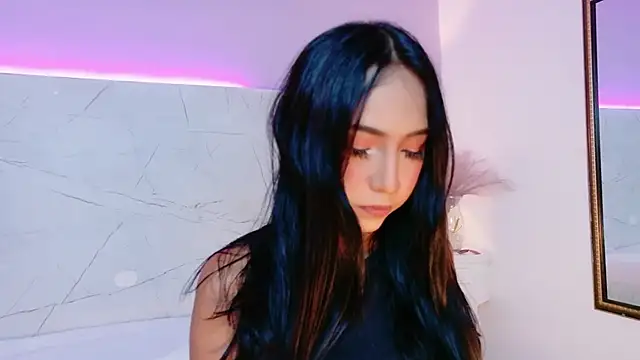 AbrilBrent online show from November 2025 08:23:01 PM