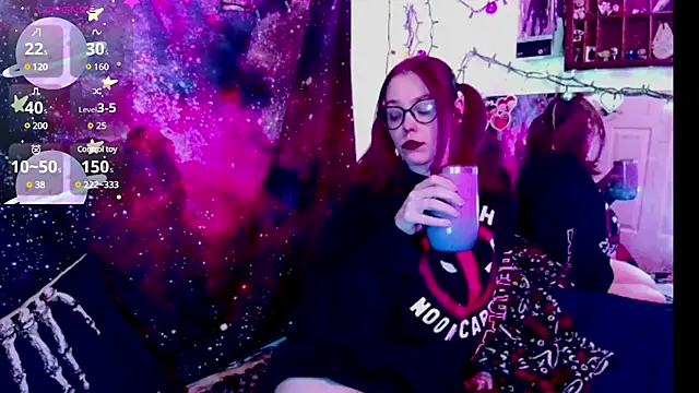 Snapshot of EverlyEster chatting on January 2025 05:34:02 AM EverlyEster online show from January 2025 05:34:02 AM