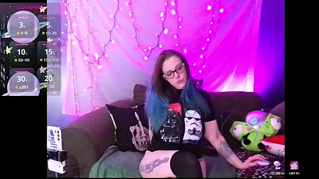 EverlyEster online show from February 2026 03:51:02 AM