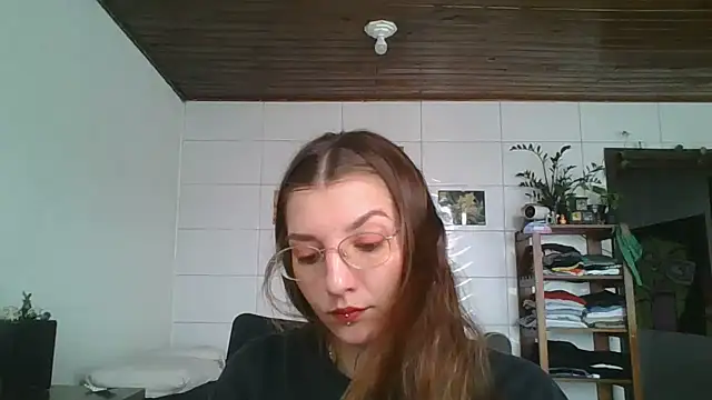 Snapshot of SweetyBabyDemon chatting on October 2025 01:44:02 PM SweetyBabyDemon online show from October 2025 01:44:02 PM