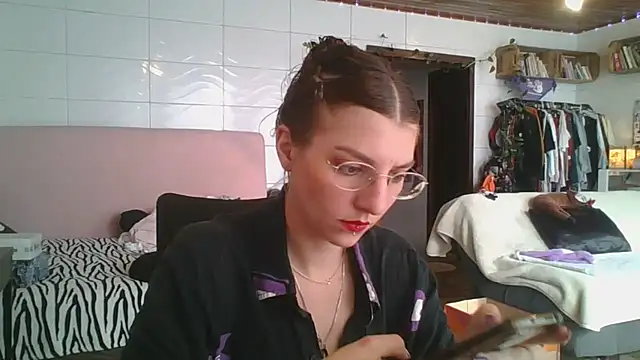 Snapshot of SweetyBabyDemon chatting on October 2025 07:07:02 PM SweetyBabyDemon online show from October 2025 07:07:02 PM