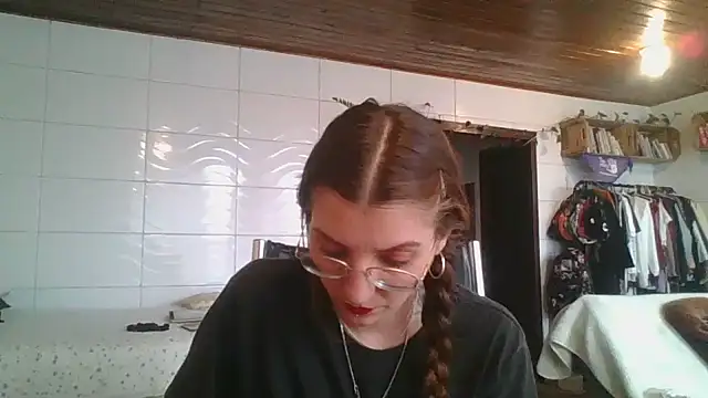 Snapshot of SweetyBabyDemon chatting on September 2025 07:19:02 PM SweetyBabyDemon online show from September 2025 07:19:02 PM