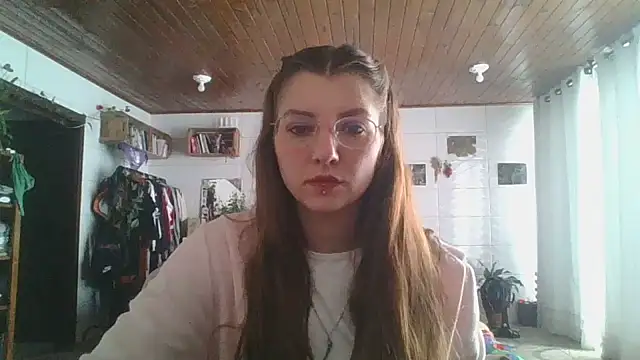 Snapshot of SweetyBabyDemon chatting on October 2025 01:44:01 PM SweetyBabyDemon online show from October 2025 01:44:01 PM