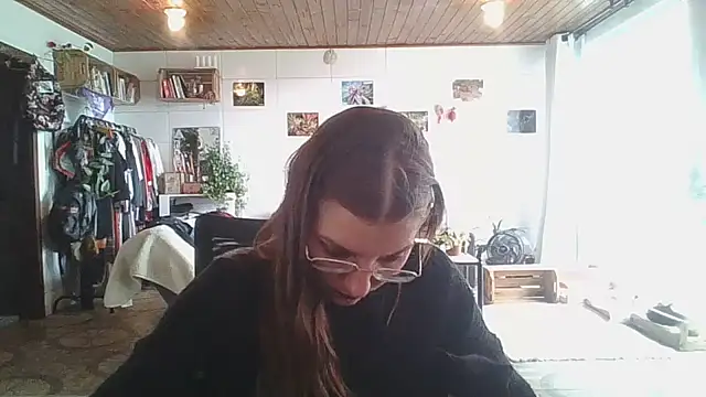 SweetyBabyDemon online show from October 2025 05:45:01 PM