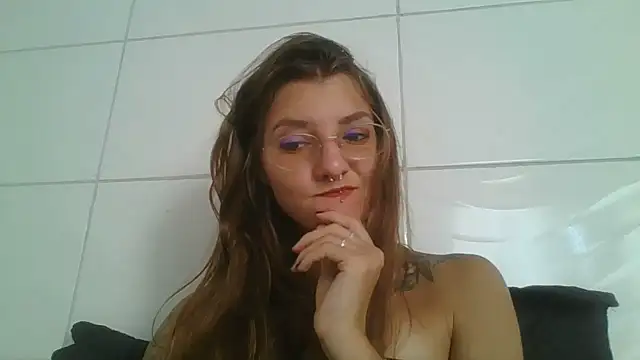 SweetyBabyDemon online show from March 2026 01:40:01 PM